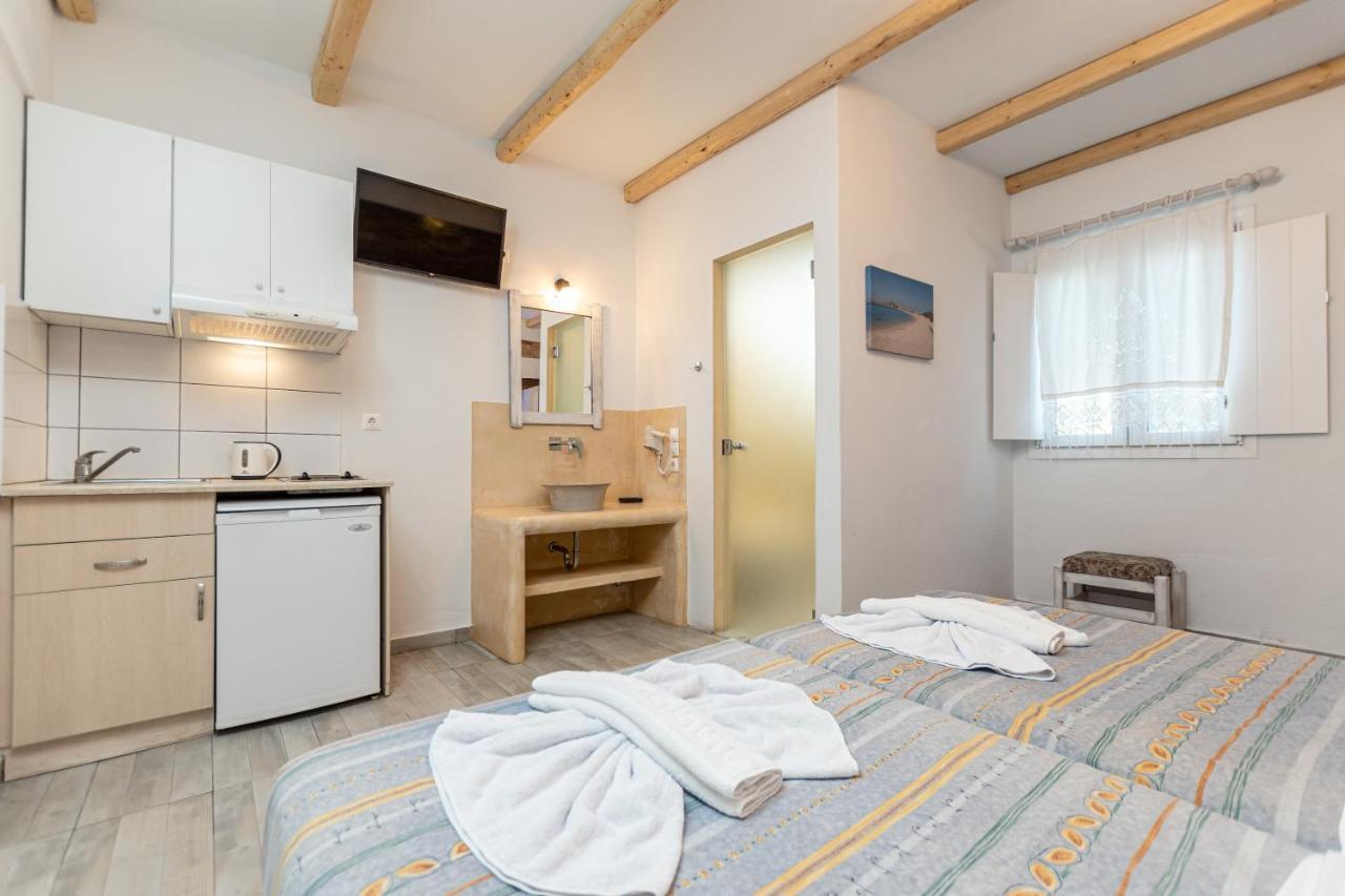 Agios Prokopios Hotel エクステリア 写真